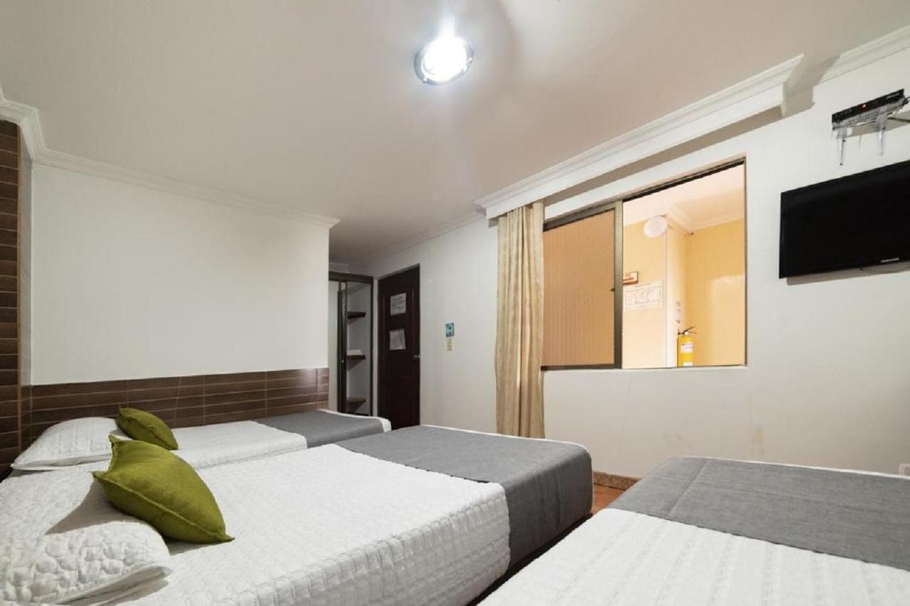 Hotel Ejecutivo 63 In Bogotá Extérieur photo