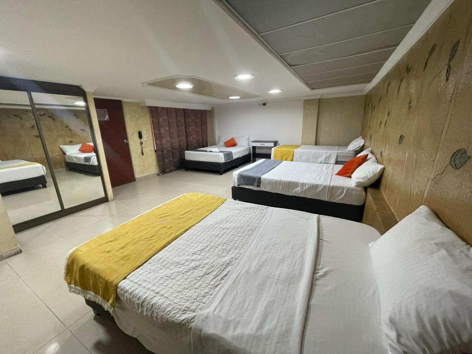 Hotel Ejecutivo 63 In Bogotá Extérieur photo